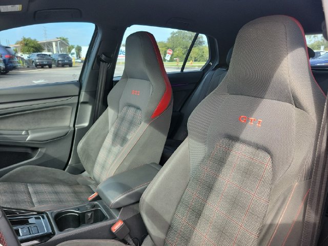 Used 2023 Volkswagen GTI 40th Anniversary Edition FWD image 21