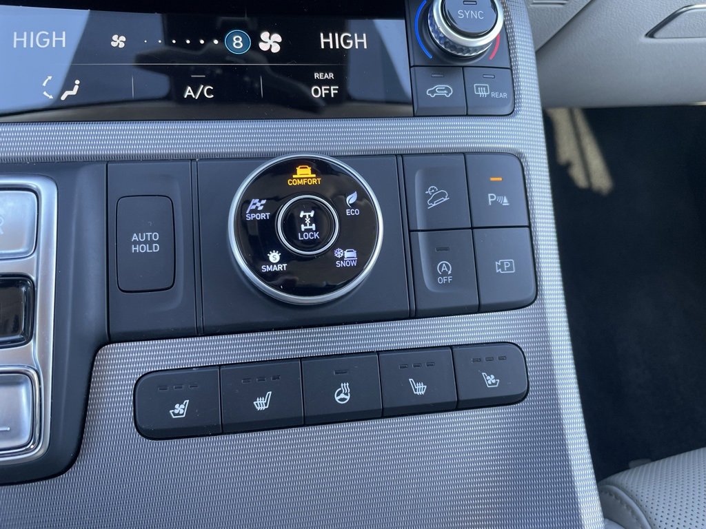 Used 2024 Hyundai Palisade Calligraphy image 14