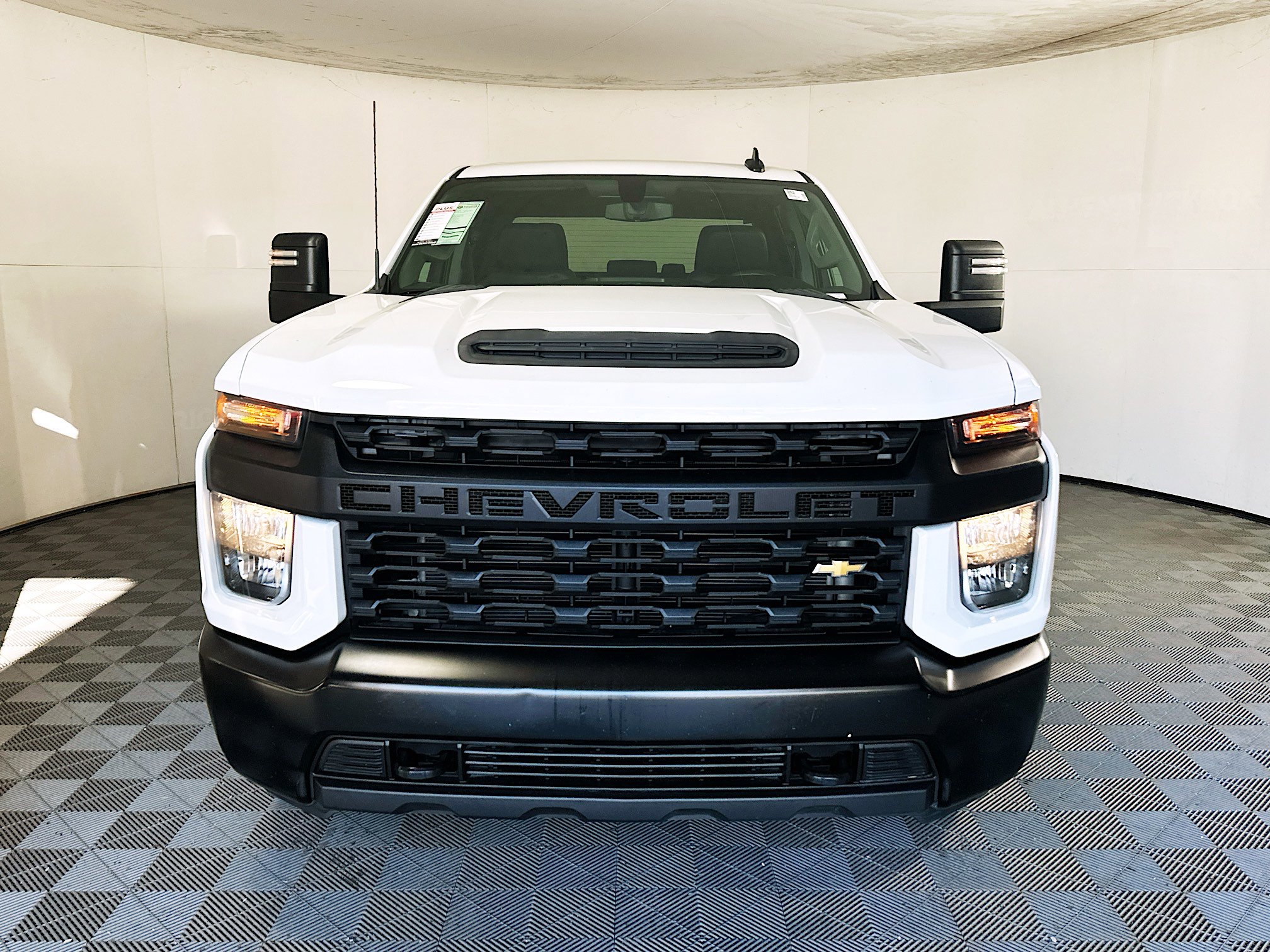 Used 2023 Chevrolet Silverado 2500 W/T w/ WT Convenience Package image 8