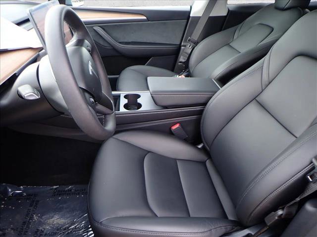 Used 2024 Tesla Model Y Performance image 12
