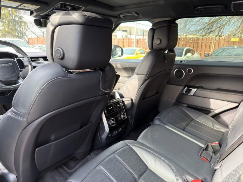 Used 2019 Land Rover Range Rover Sport HSE Dynamic AWD/4WD image 15