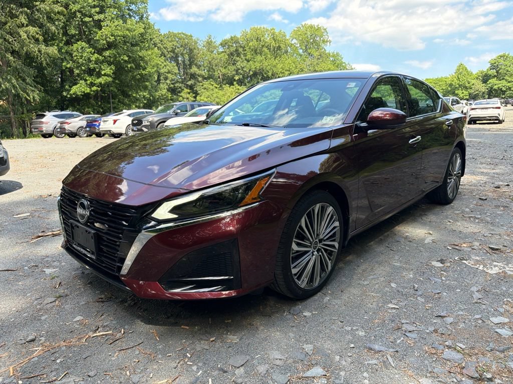 Used 2024 Nissan Altima 2.5 SL