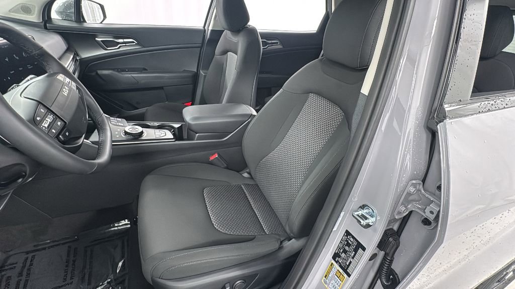 New 2026 Kia Sportage S image 10