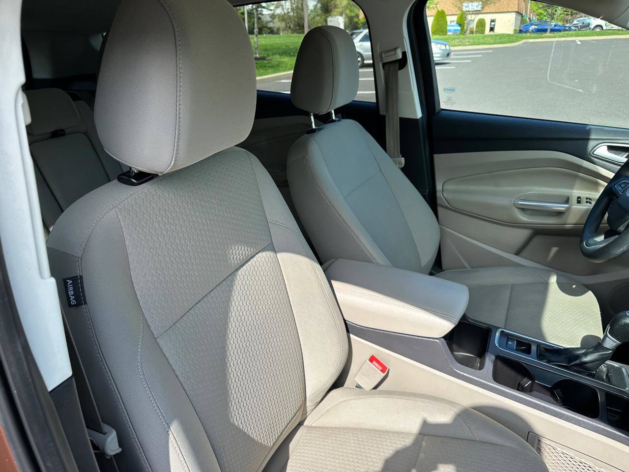 Used 2017 Ford Escape SE FWD image 19