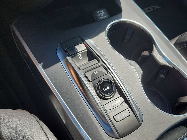 Used 2020 Acura MDX w/ Technology Package AWD/4WD image 16
