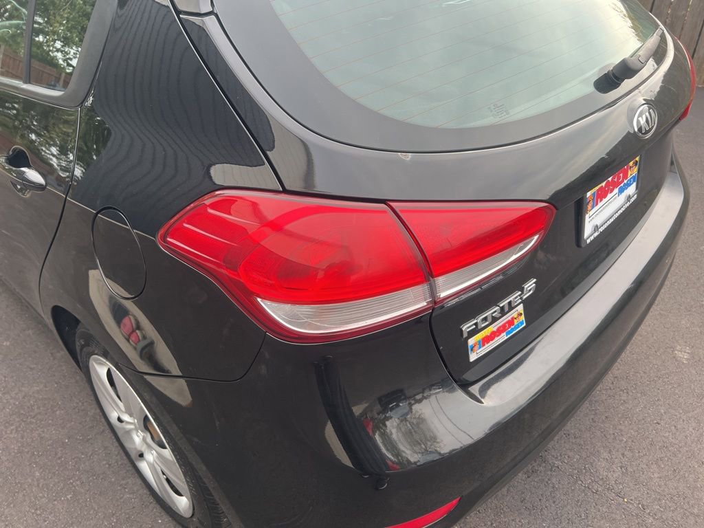Certified 2016 Kia Forte LX image 37