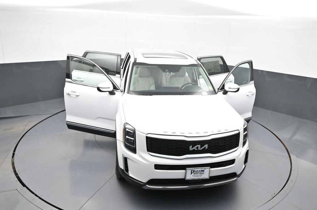 Certified 2022 Kia Telluride EX w/ EX Premium Package image 49