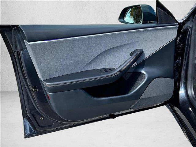 Used 2025 Tesla Model 3 Long Range RWD image 18