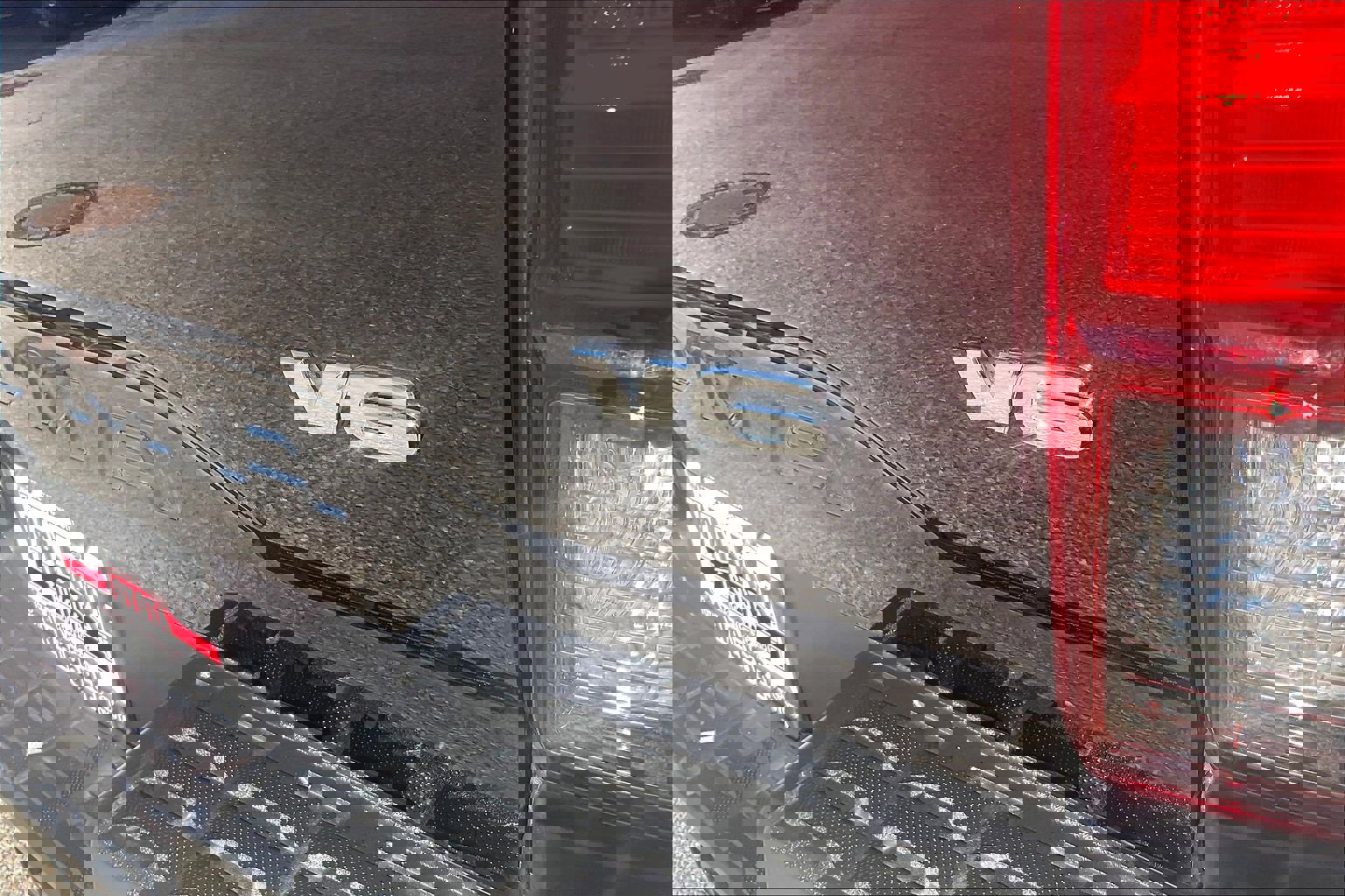 Used 2023 Toyota Tacoma SR5 AWD/4WD image 10