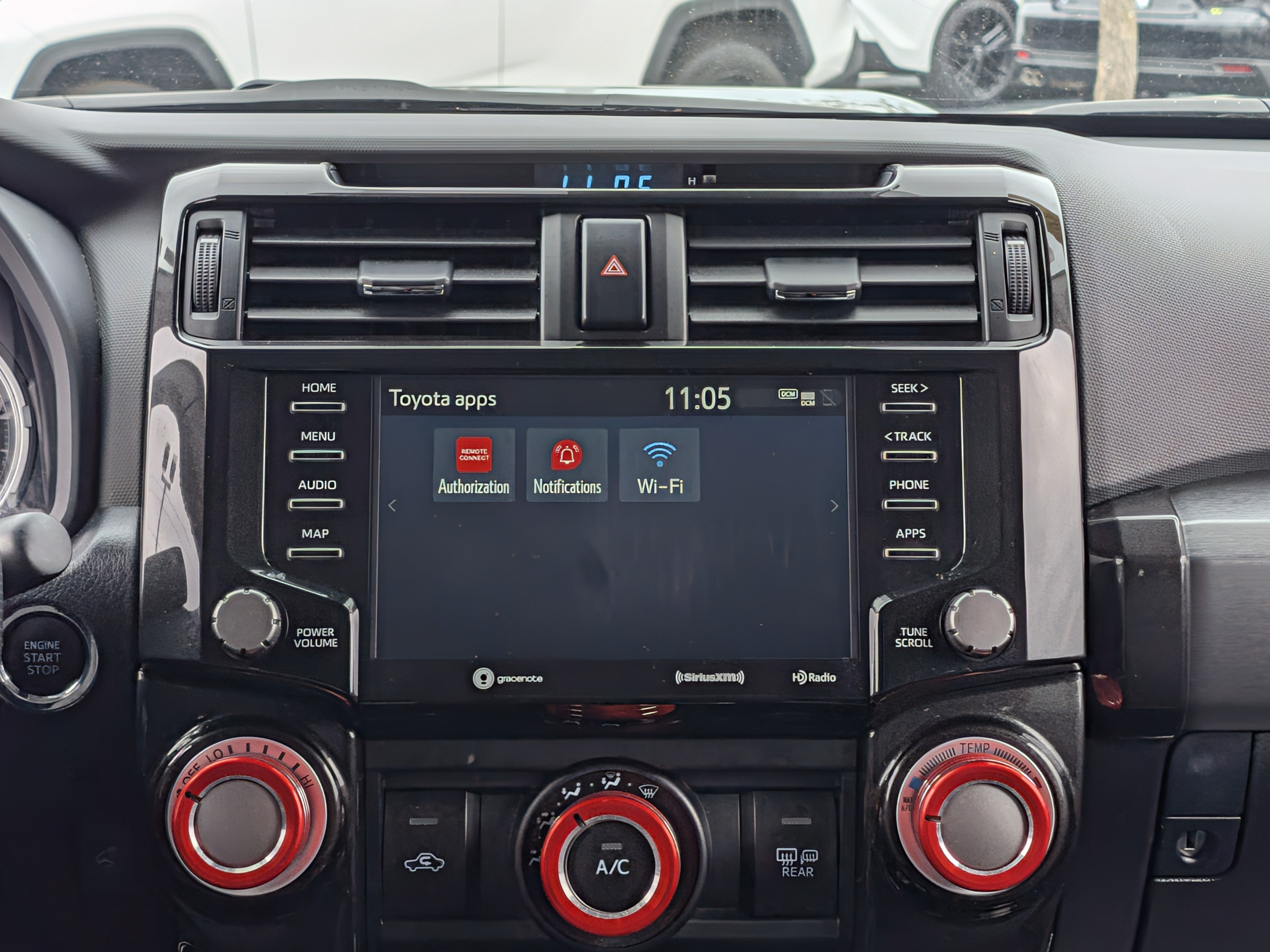 Certified 2024 Toyota 4Runner TRD Off-Road Premium w/ Off Road Premium Plus Package AWD/4WD image 31