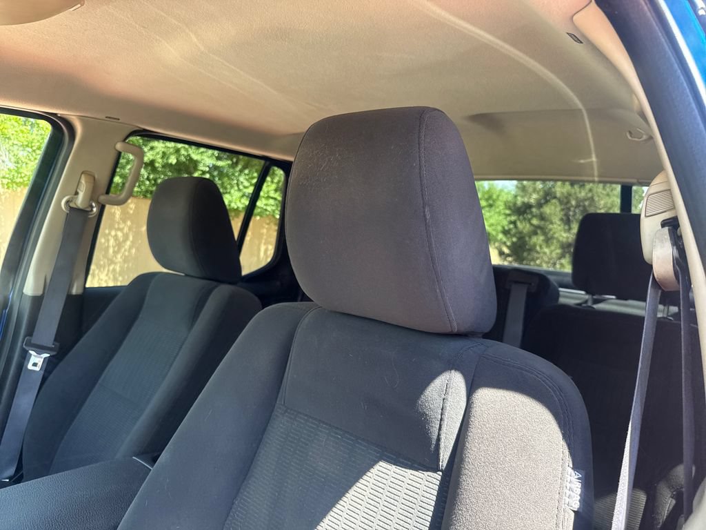 Used 2010 Ford Explorer Sport Trac XLT AWD/4WD image 11