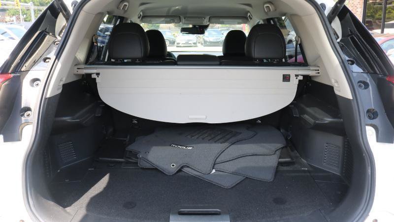 Used 2017 Nissan Rogue SL FWD image 21