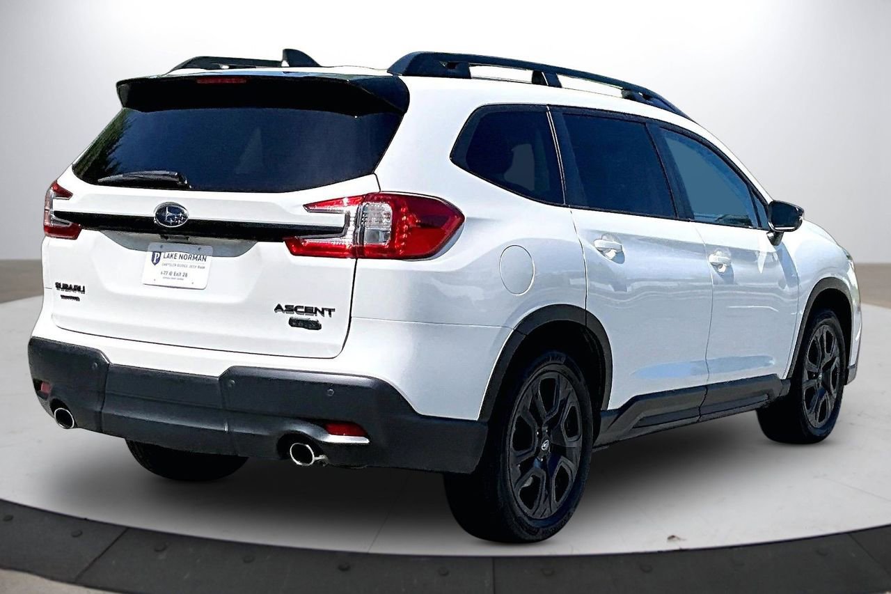 Used 2023 Subaru Ascent Onyx Edition image 9