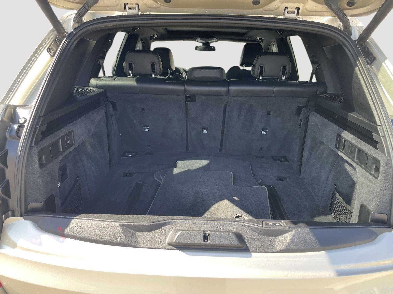 Used 2019 BMW X5 xDrive40i w/ M Sport Package image 27