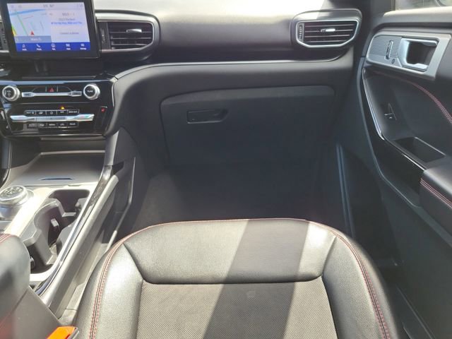 Certified 2024 Ford Explorer ST-Line w/ Class IV Trailer Tow Package RWD image 13