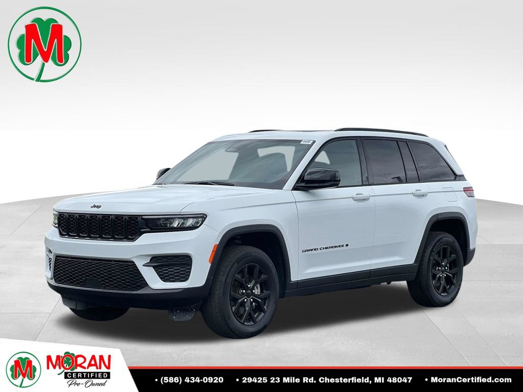 Used 2024 Jeep Grand Cherokee Altitude AWD/4WD image 1