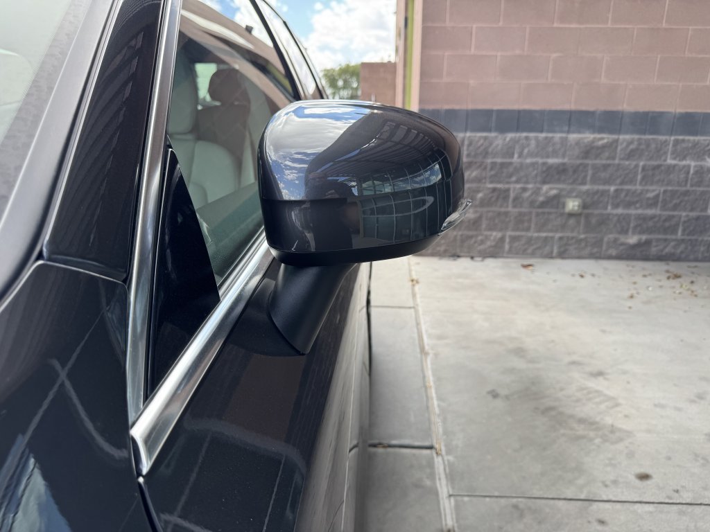 Used 2022 Volvo XC60 B5 Momentum FWD image 12