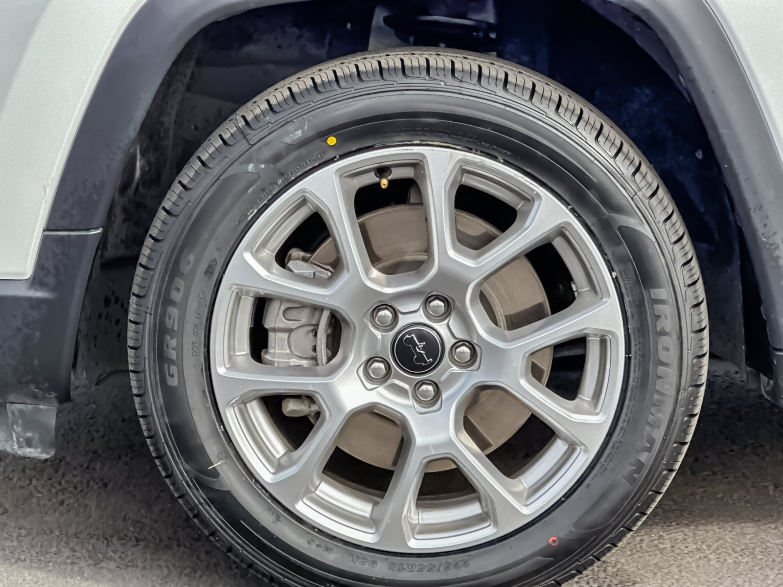 Used 2025 Jeep Compass Limited AWD/4WD image 25
