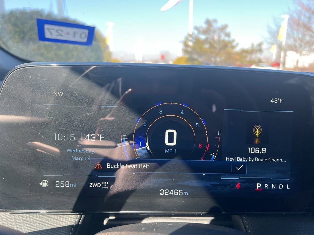 Used 2025 Chevrolet Equinox LT image 12