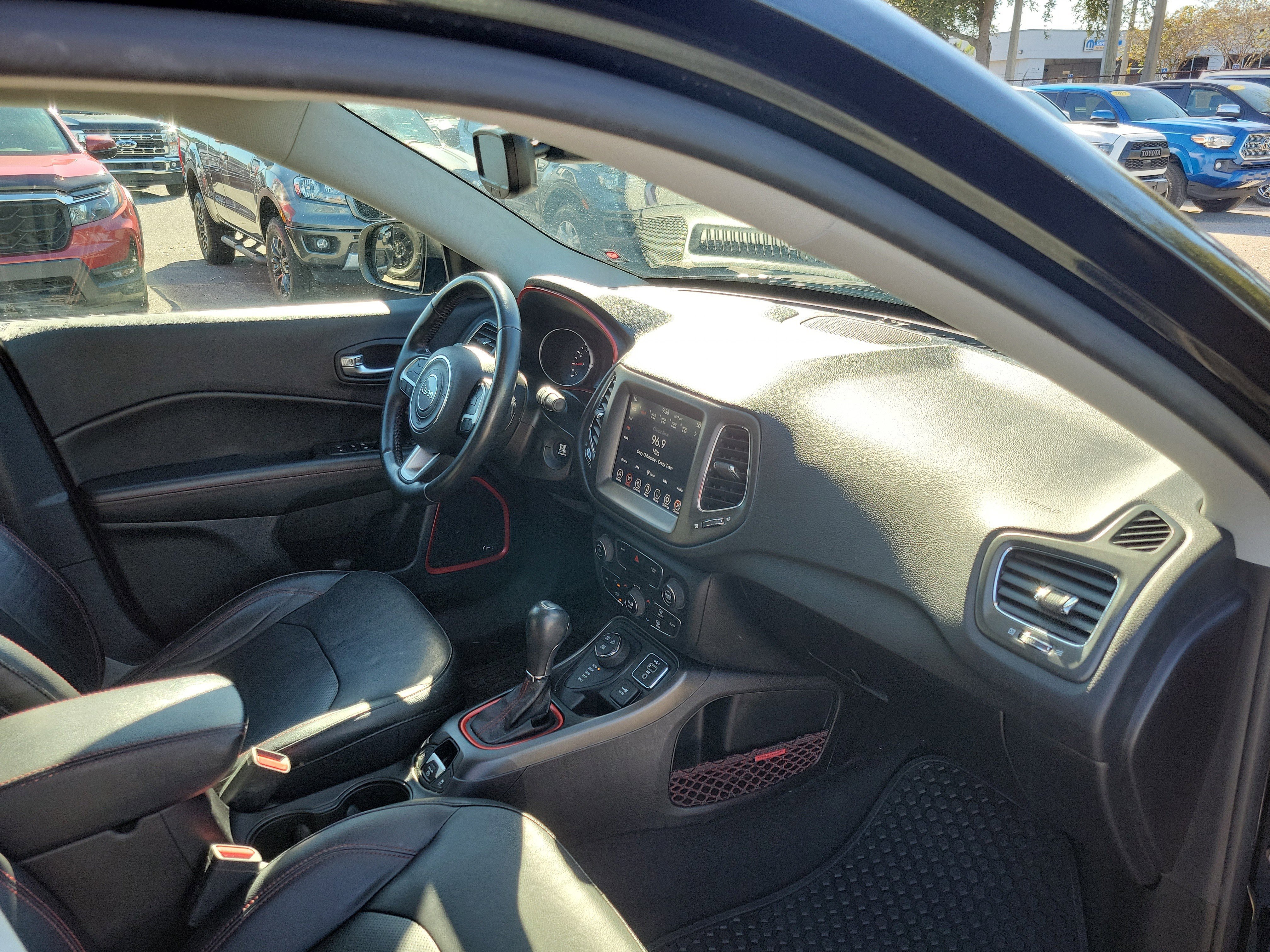 Used 2020 Jeep Compass Trailhawk w/ Leather Interior Group image 29