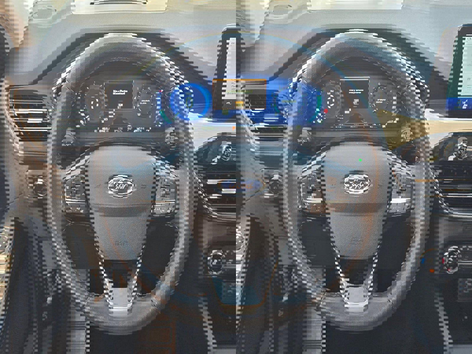 Used 2021 Ford Escape Titanium w/ Titanium Elite Package image 14