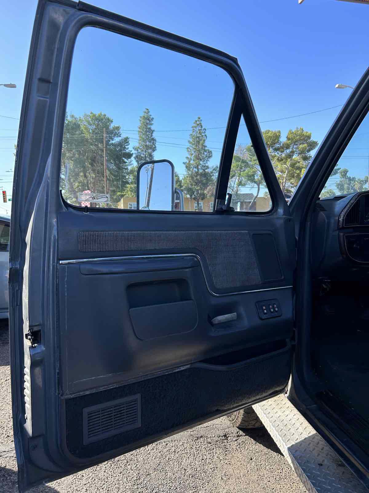 Used 1989 Ford F250 4x4 Regular Cab image 18