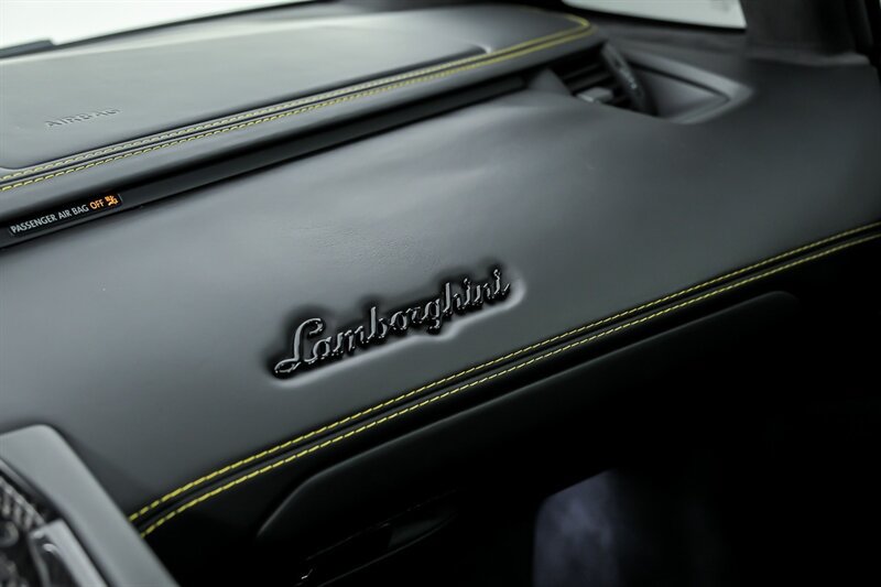 Used 2018 Lamborghini Aventador S AWD/4WD image 26