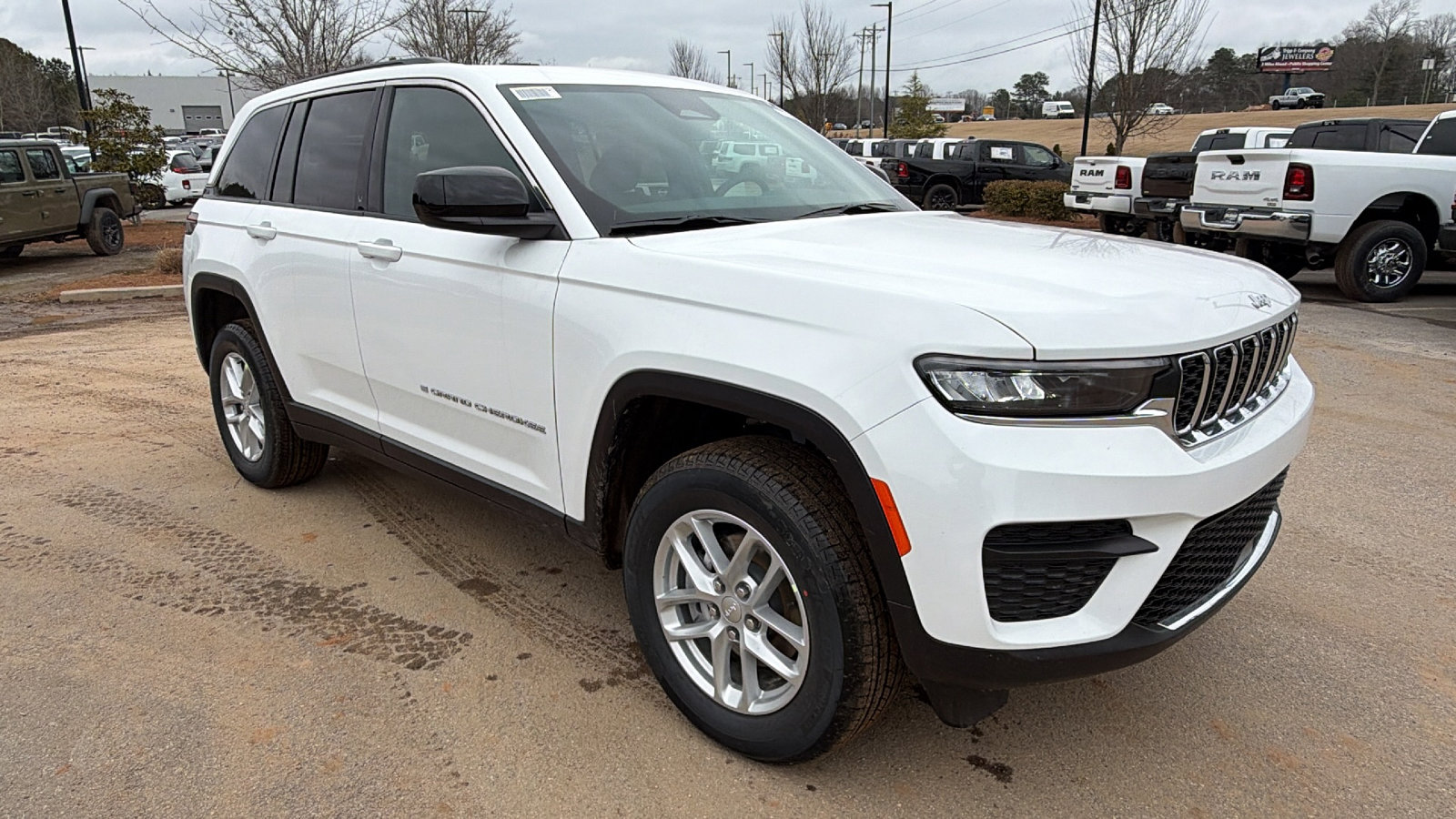 New 2026 Jeep Grand Cherokee Laredo X image 5
