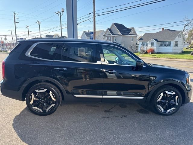 Used 2025 Kia Telluride S image 5