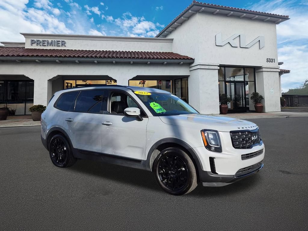 Certified 2022 Kia Telluride EX w/ EX Premium Package AWD/4WD image 2