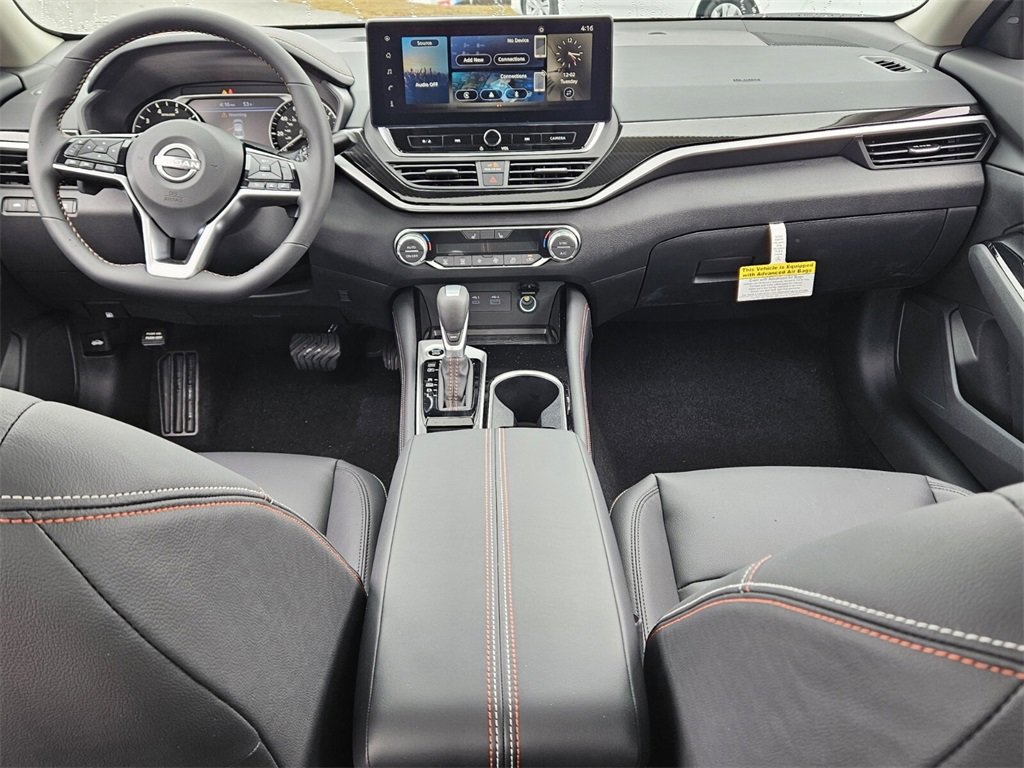 New 2025 Nissan Altima 2.5 SR image 6