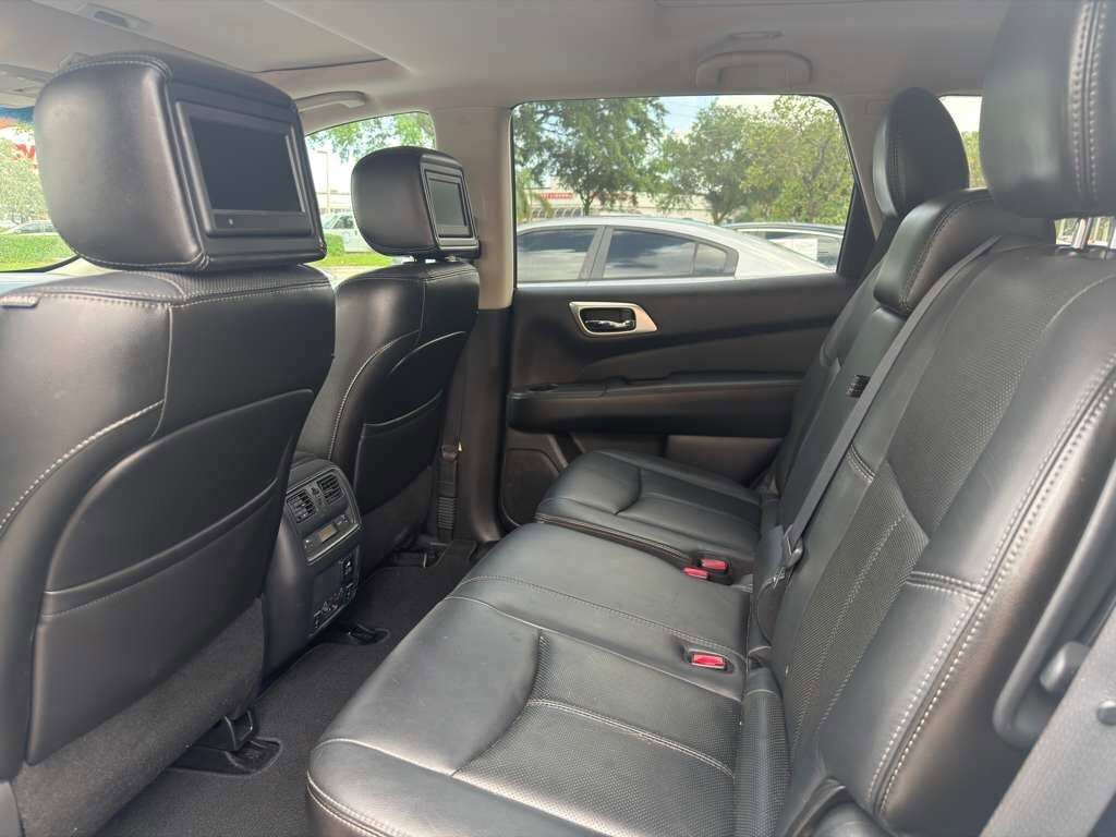 Used 2014 Nissan Pathfinder Platinum w/ Platinum Premium Package image 15