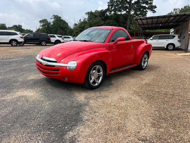 Used 2006 Chevrolet SSR w/ Preferred Equipment Group RWD image 3