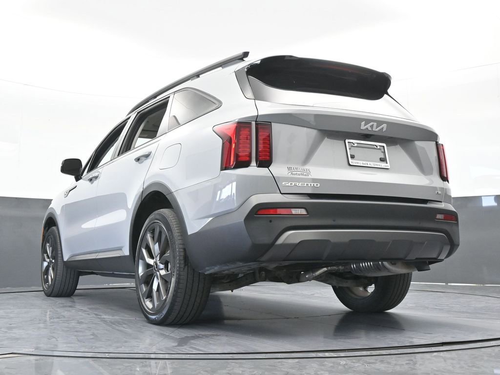 Used 2023 Kia Sorento X-Line EX image 60