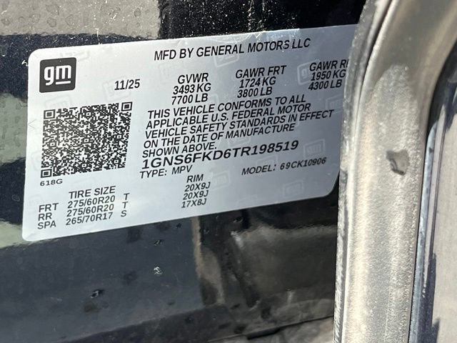 Used 2026 Chevrolet Suburban Premier AWD/4WD image 40