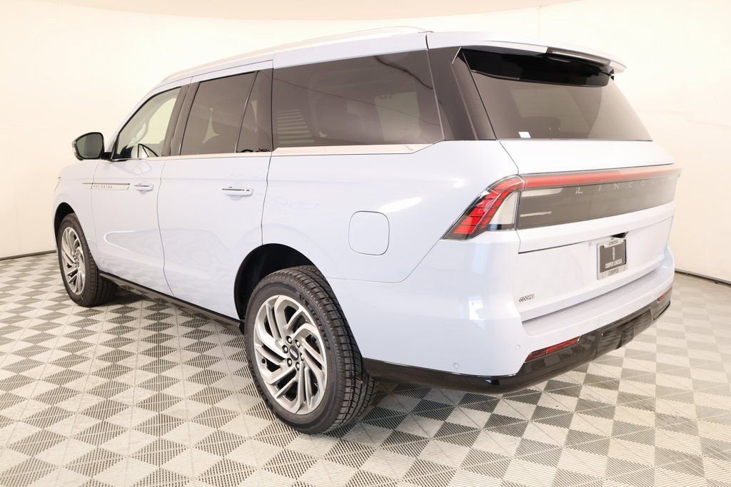 New 2025 Lincoln Navigator Reserve image 24