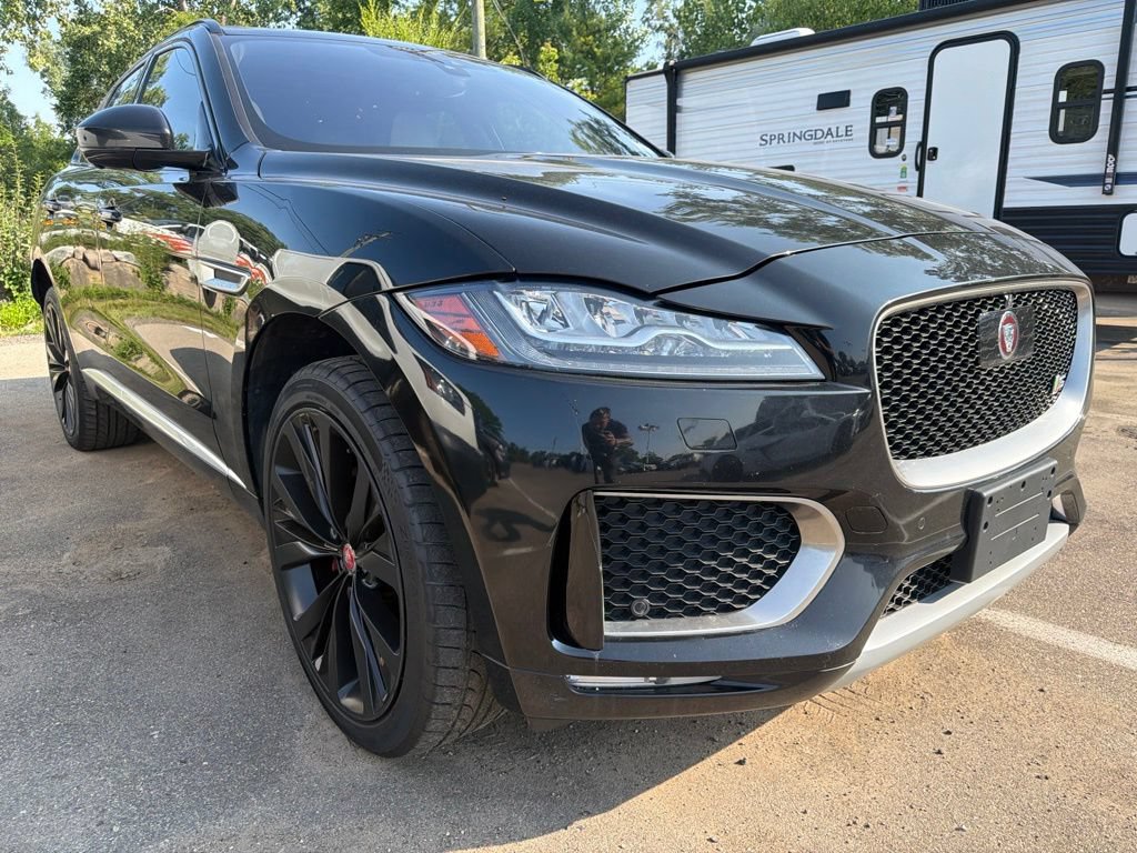 Used 2020 Jaguar F-PACE S AWD/4WD image 3