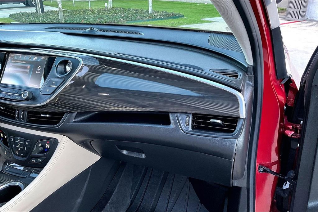 Used 2019 Buick Envision Essence image 21