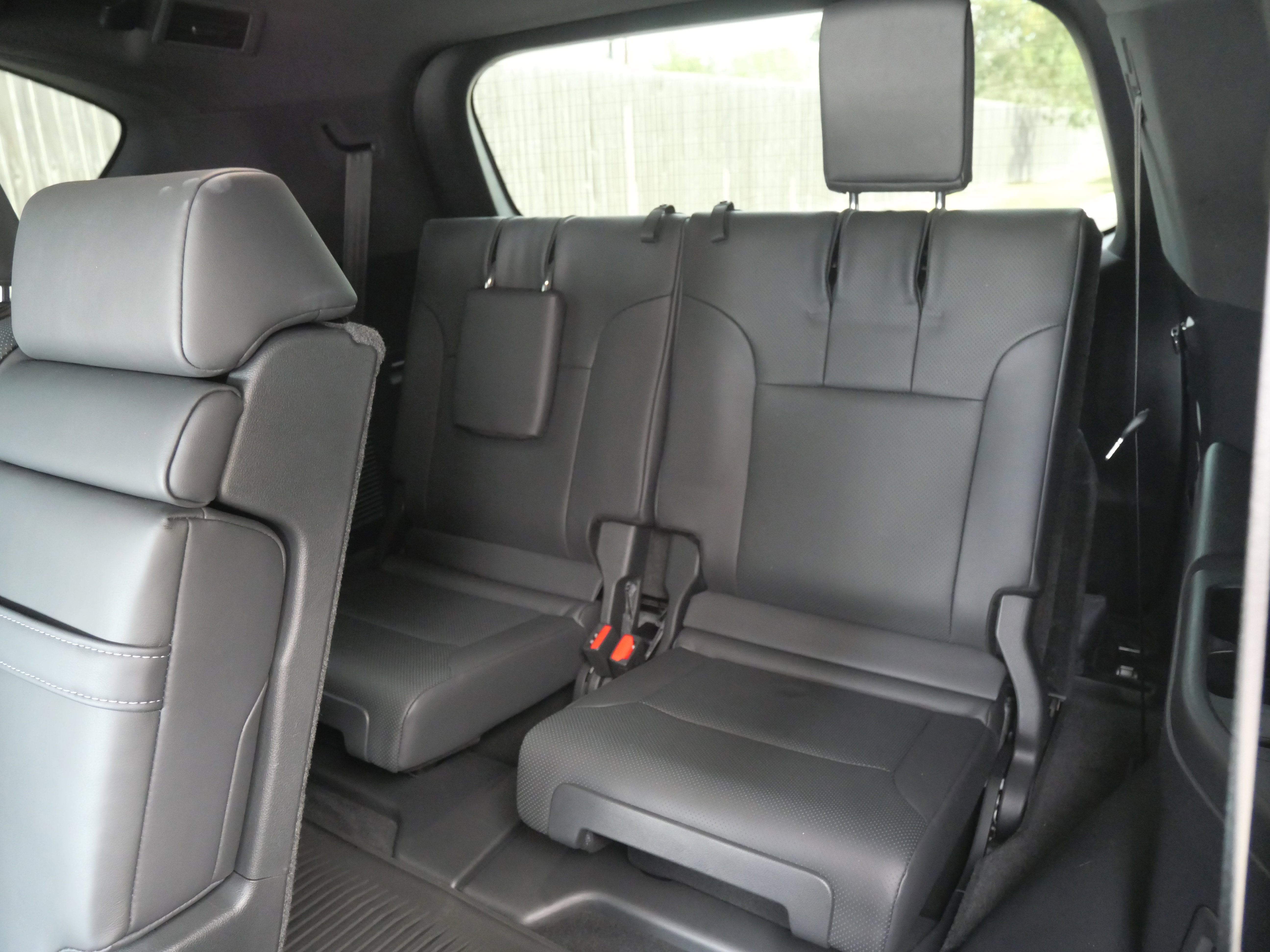 Used 2023 Lexus LX 600 F Sport image 10