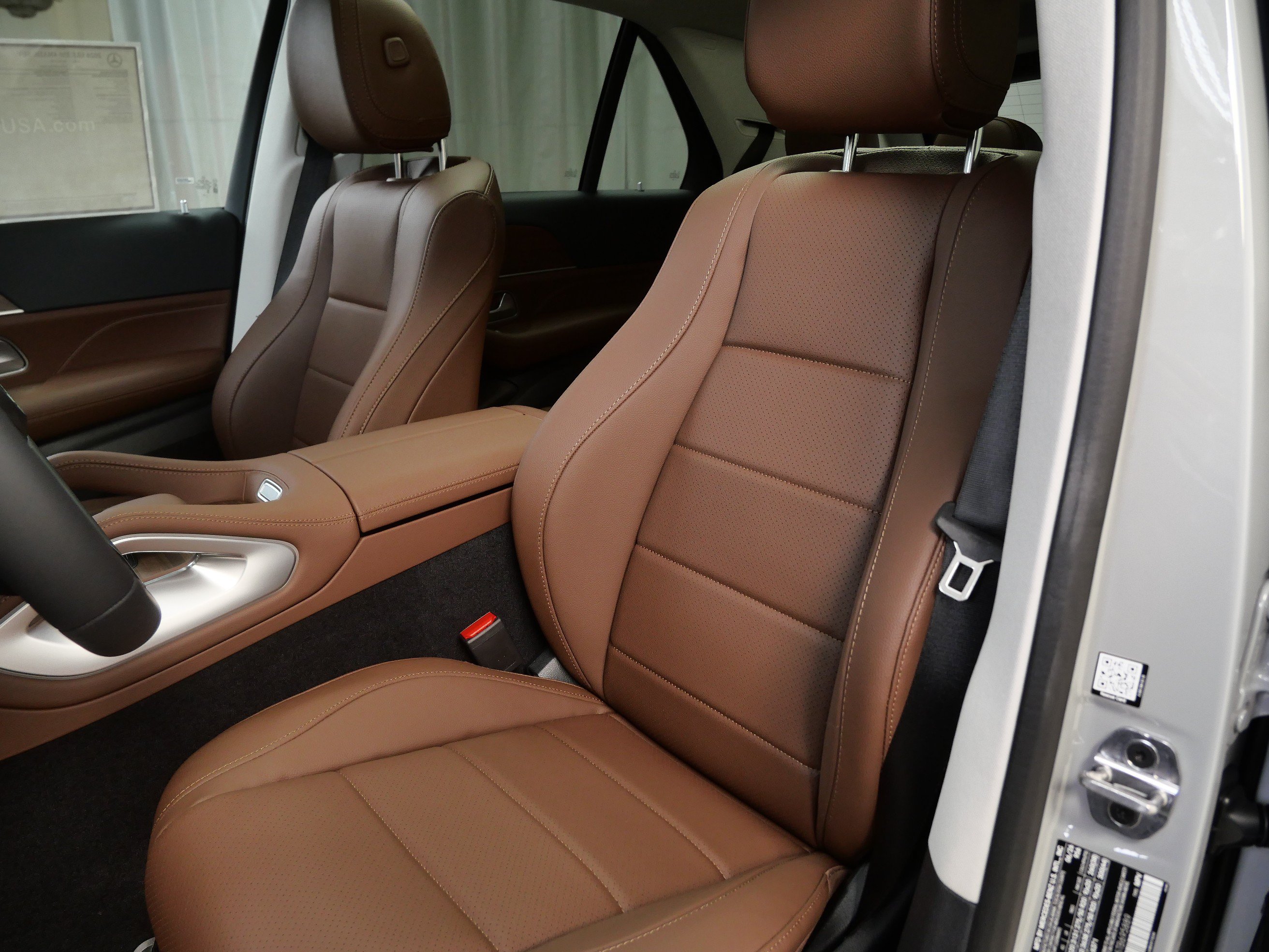 New 2026 Mercedes-Benz GLE 350 4MATIC image 3