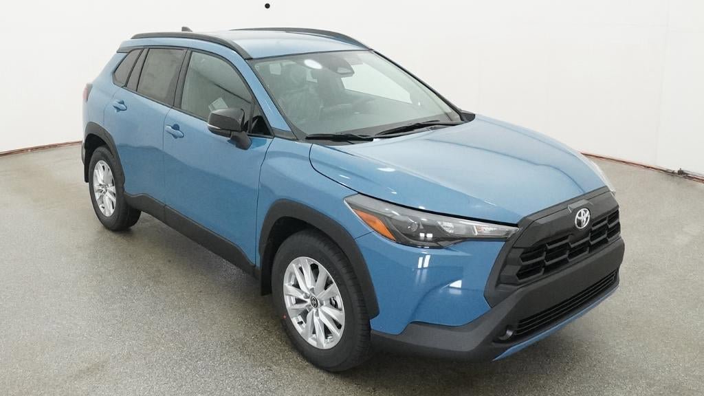 New 2026 Toyota Corolla Cross LE FWD image 13