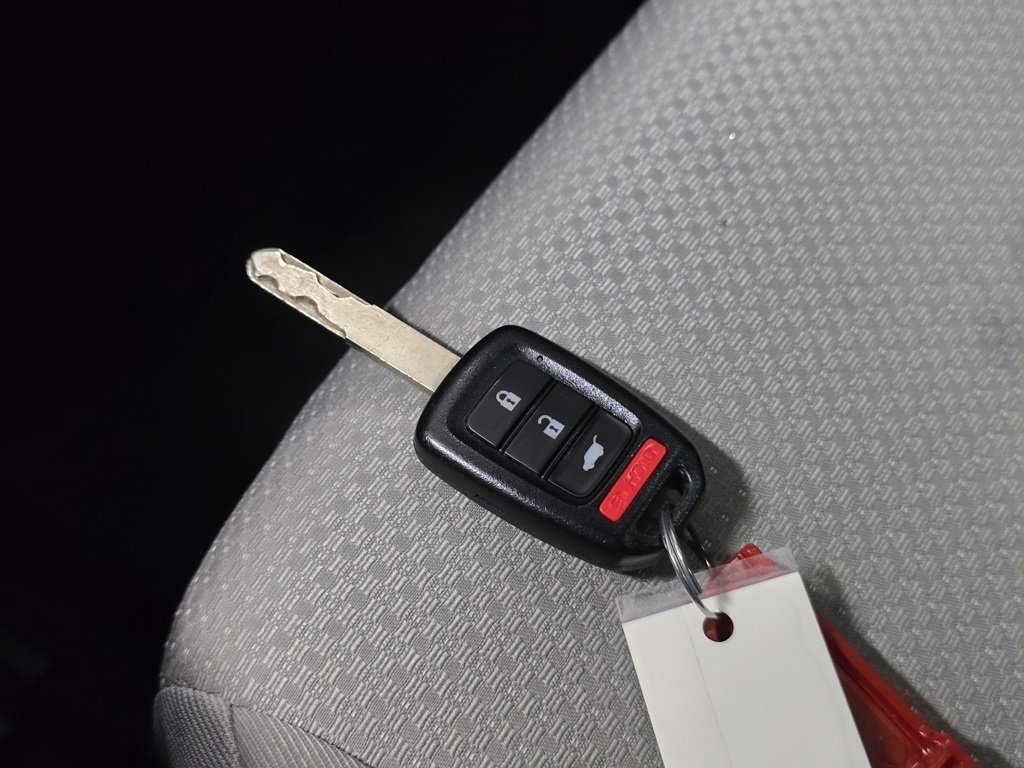 Used 2020 Honda HR-V LX image 32