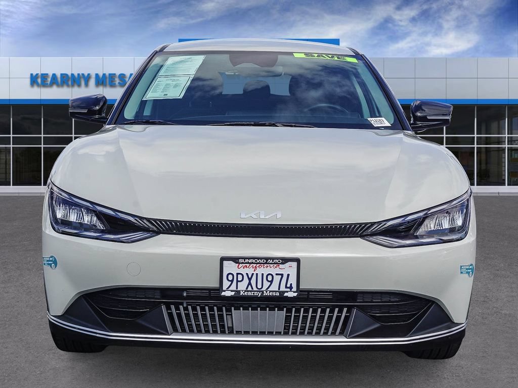 Used 2024 Kia EV6 Light RWD image 2