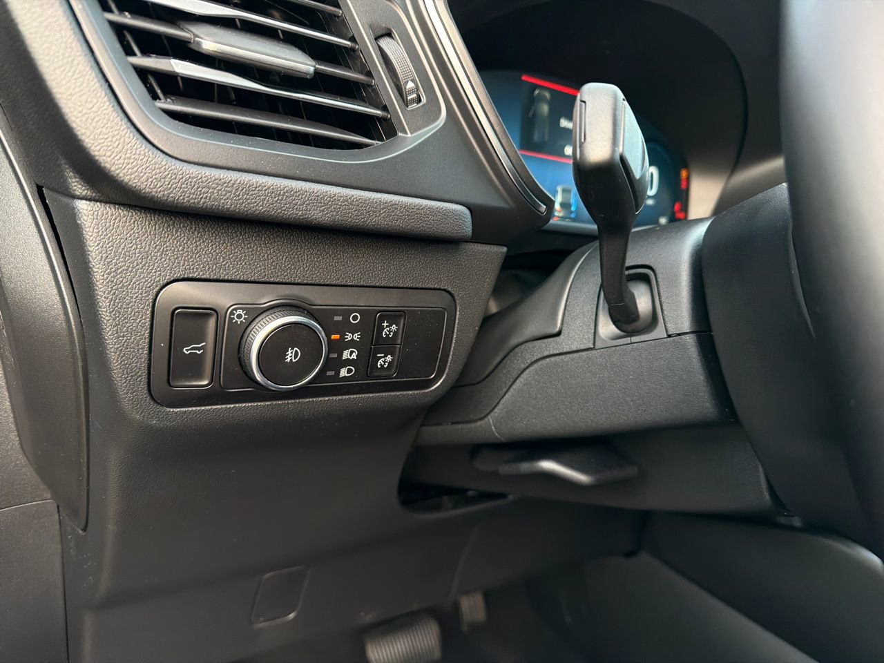 New 2026 Ford Escape Platinum w/ Premium Technology Package image 31