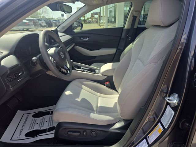 Used 2024 Honda Accord EX image 9