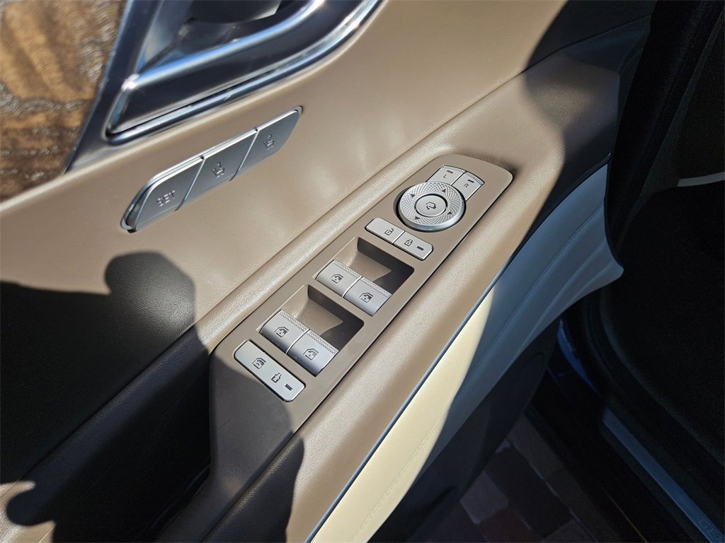 Used 2024 Genesis GV80 2.5T image 14