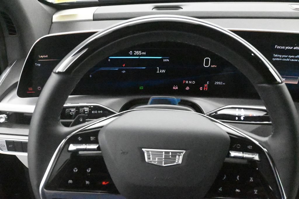 Used 2026 Cadillac Vistiq Luxury AWD/4WD image 9