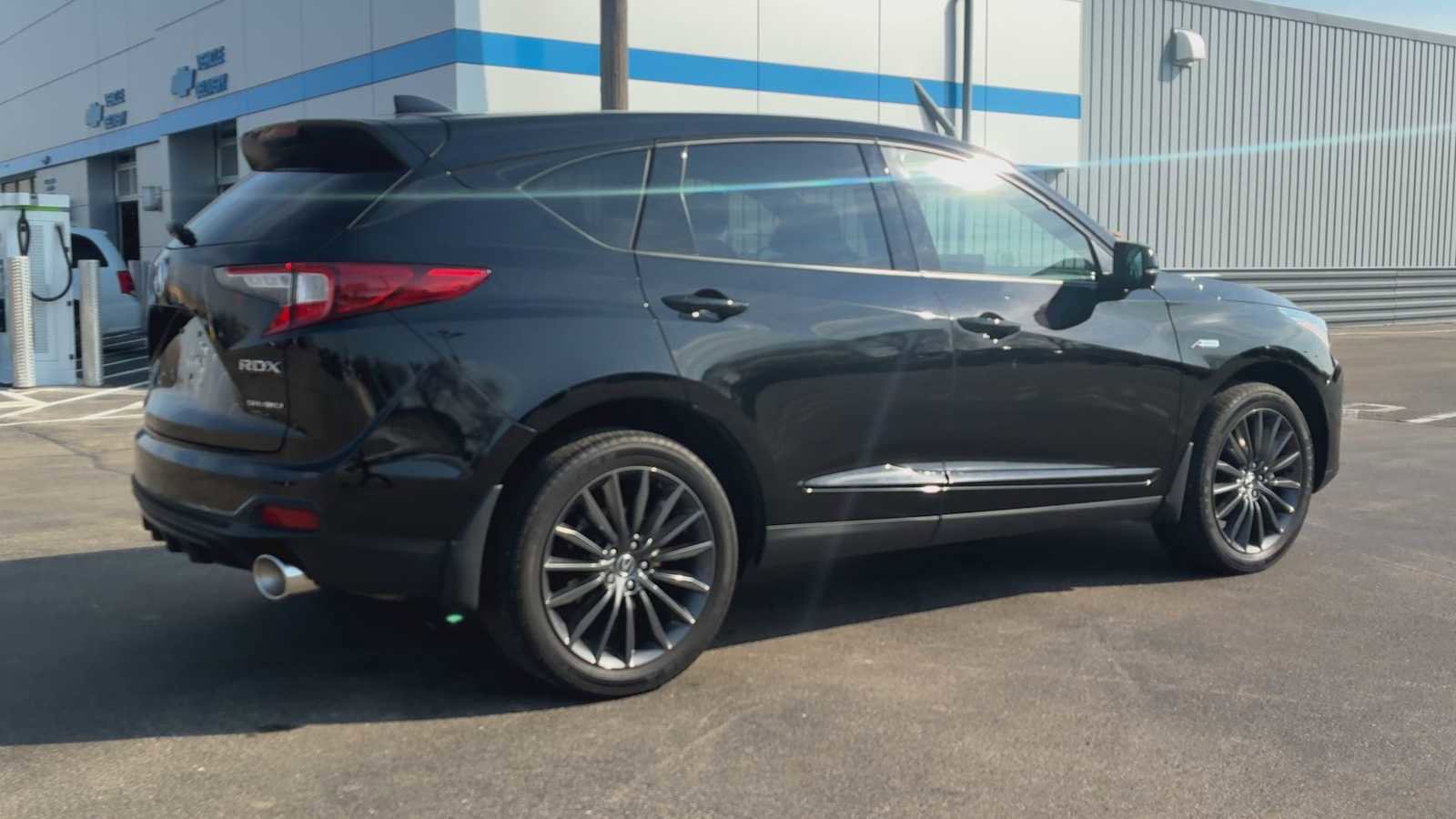 Used 2022 Acura RDX AWD image 2