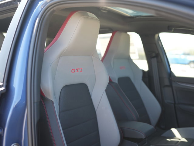 New 2026 Volkswagen GTI SE FWD image 20