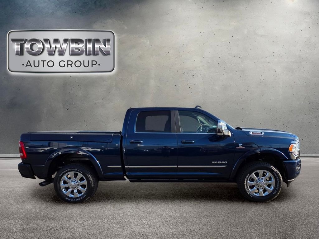 Used 2024 RAM 3500 Limited AWD/4WD image 3